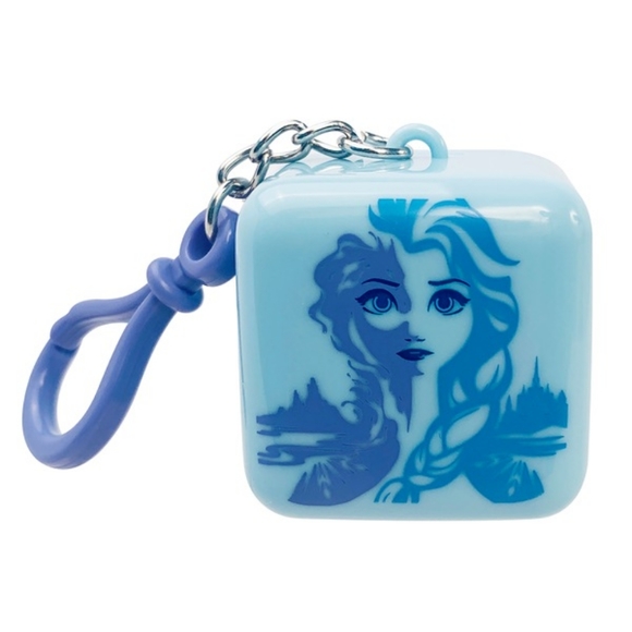 🧊2/16$ 🧊Frozen II Elsa Lip Balm Keychain NWT - Picture 2 of 6
